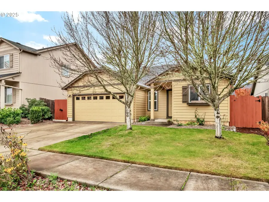 24930 Strike St, Veneta, OR 97487 - Image #2