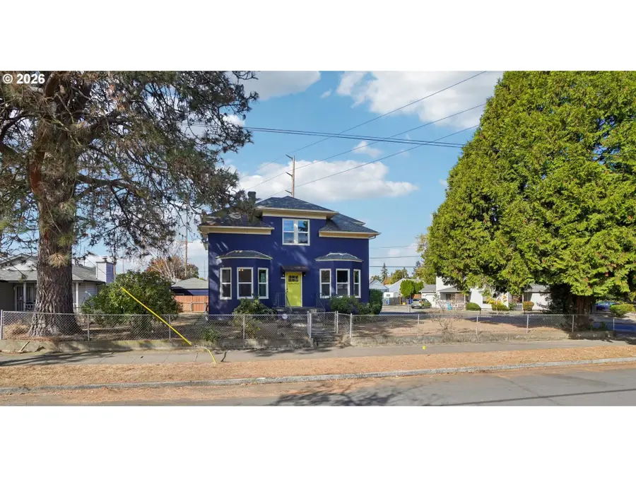 8417 N Berkeley Ave, Portland, OR 97203 - #2