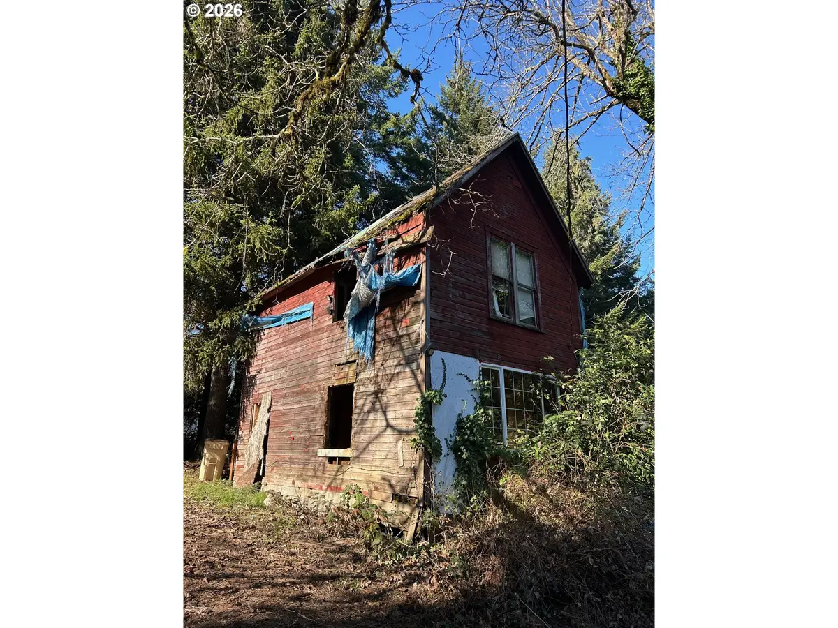 995 Parry Rd, Falls City, OR 97344 - #1