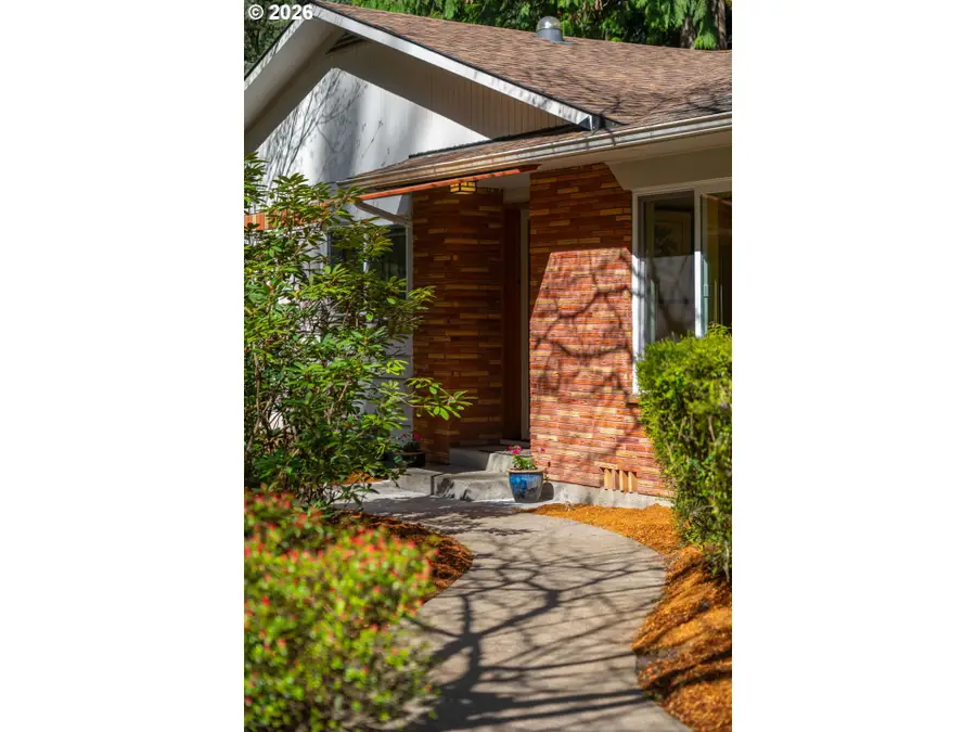 6167 SW Miles Ct, Portland, OR 97219 - #2