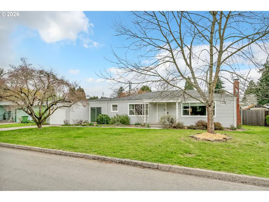 1555 Escalante St, Eugene, OR 97404 - #3