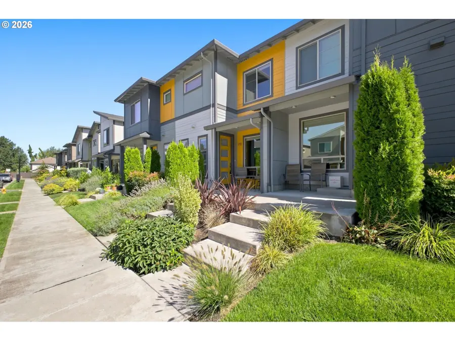 170 SW Lancaster Ct, Troutdale, OR 97060 - #3