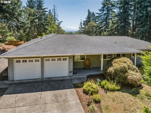 10290 SE Eastmont Dr, Damascus, OR 97089