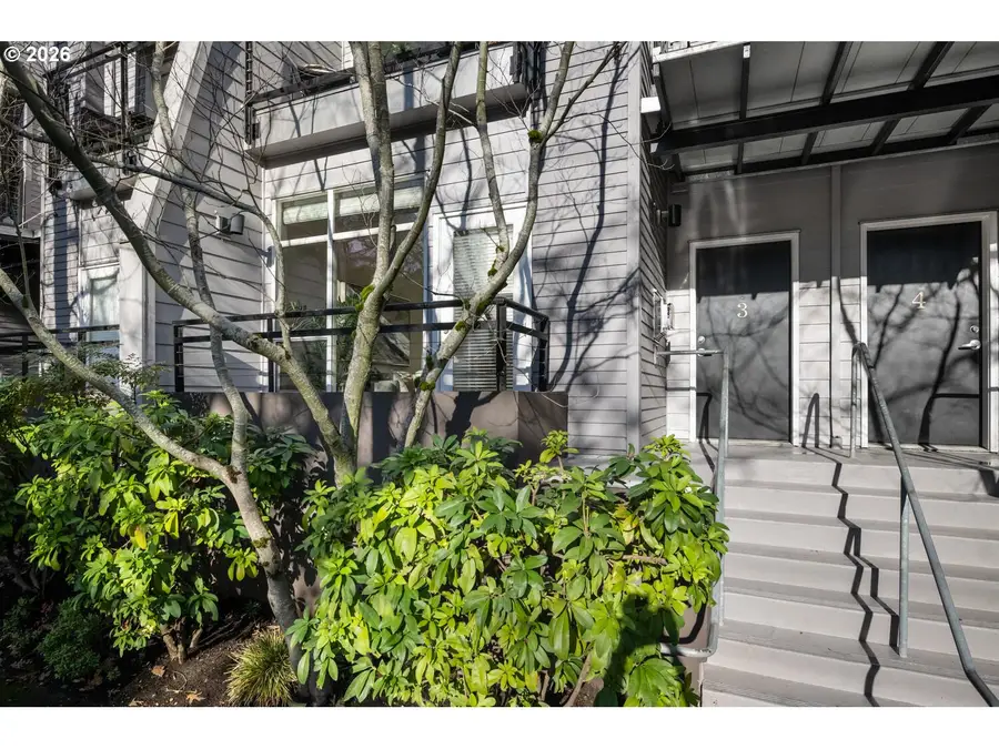 2327 NW Northrup St #3, Portland, OR 97210 - Image #2