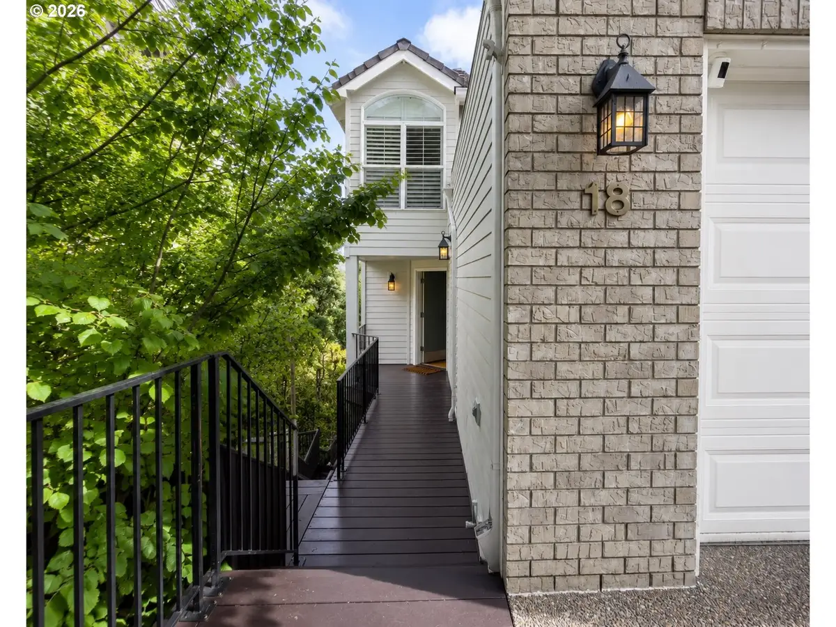 18 Northview Ct, Lake Oswego, OR 97035 - #1
