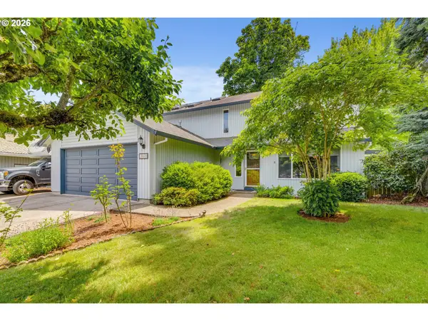 19500 SW Alderwood Ct, Beaverton, OR 97003