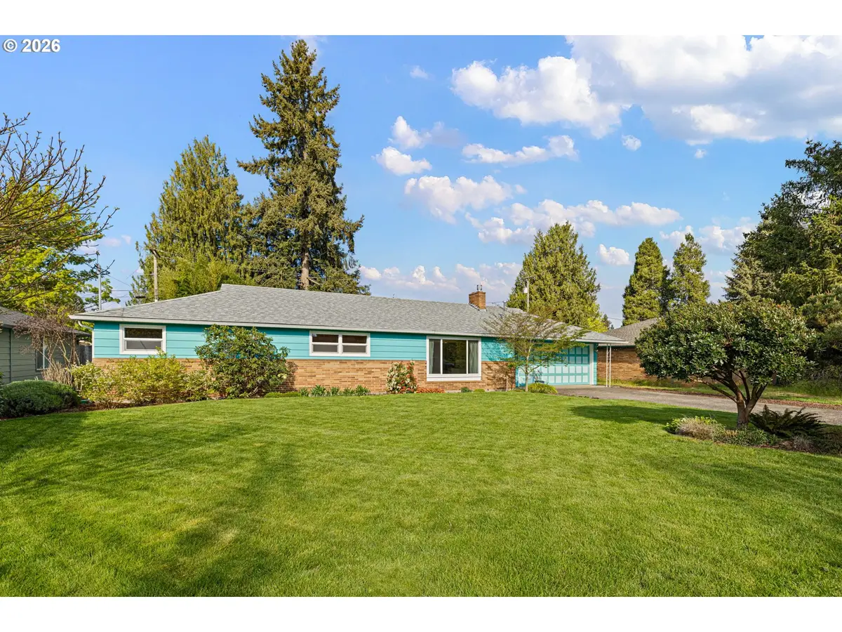 1666 Evergreen Dr, Eugene, OR 97404 - #1