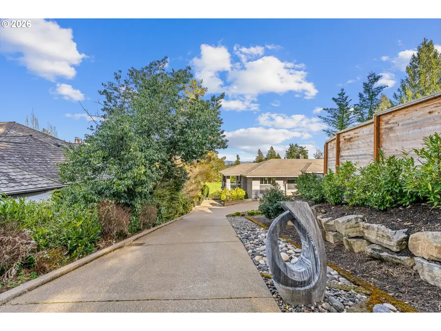 14400 Uplands Dr, Lake Oswego, OR 97034 - #3