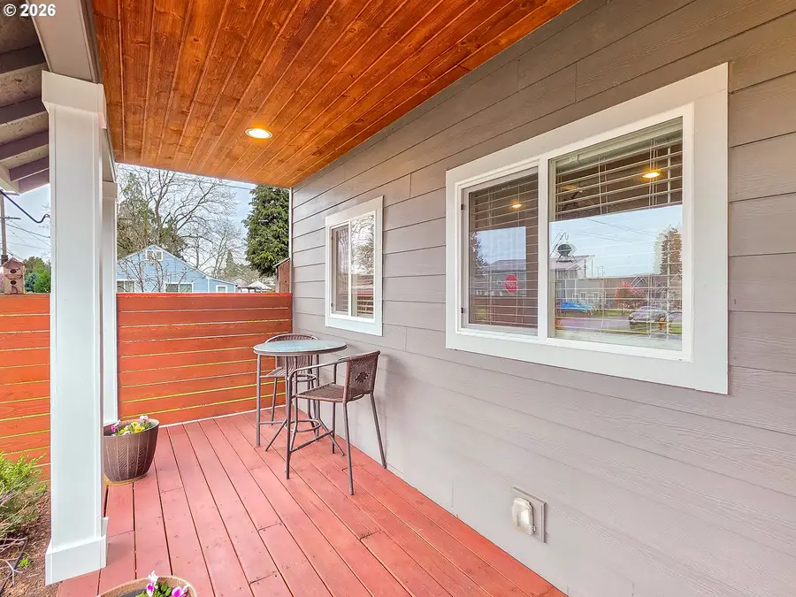 1214 N Clark St, Cornelius, OR 97113 - #3