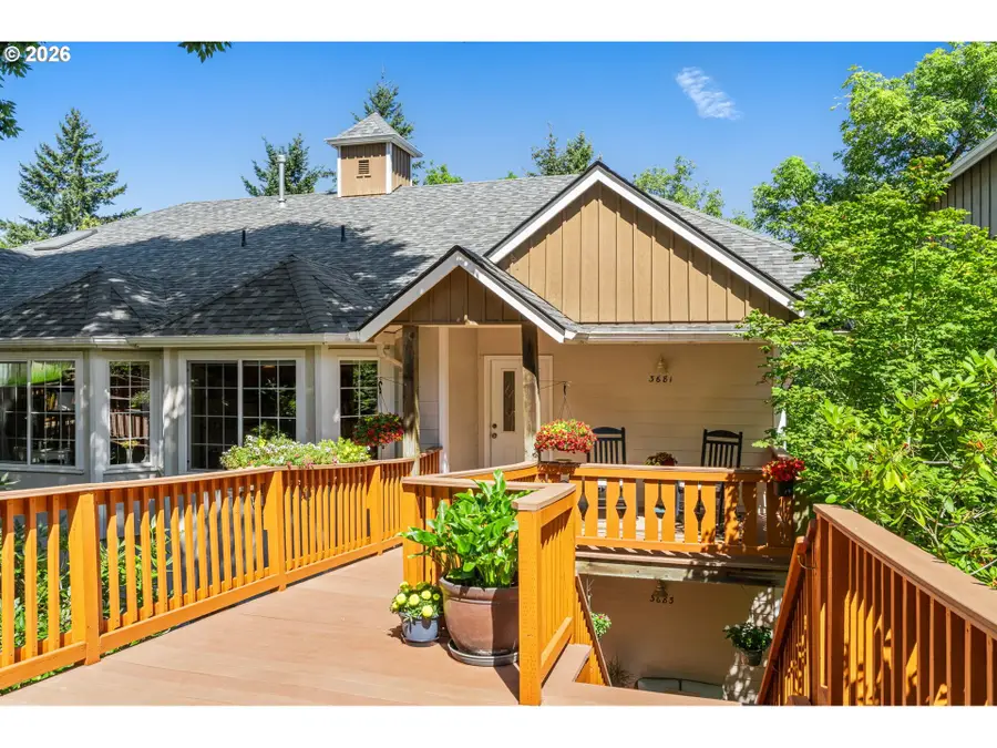 3681 Colony Oaks Dr, Eugene, OR 97405 - #2