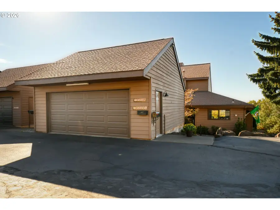 1032 NW 12th St #A, Pendleton, OR 97801 - #2