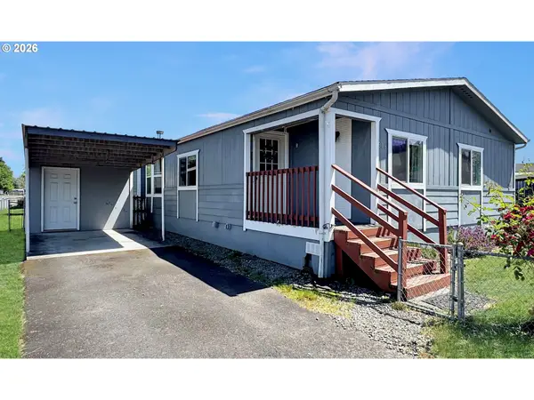 300 SW 7th Ave #908, BattleGround, WA 98604