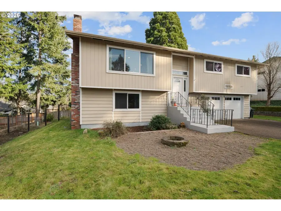 1310 Sherri Ct, West Linn, OR 97068 - #3