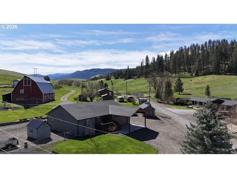 503 S Holmes St, Wallowa, OR 97885 - #2