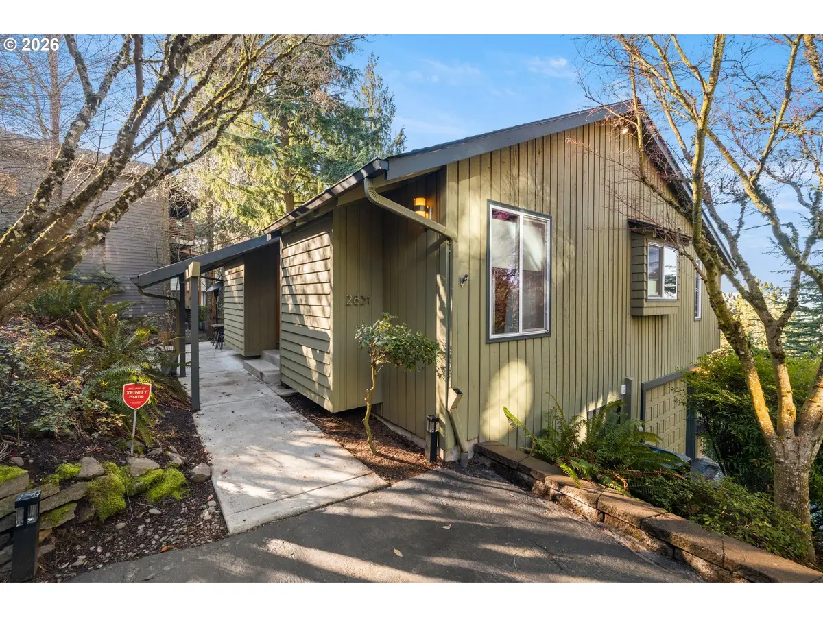 2831 NE Rocky Butte Rd, Portland, OR 97220 - #1