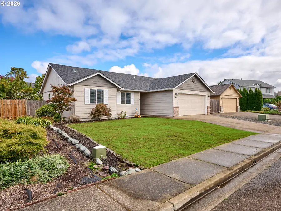 869 Meadowlark Pl, Molalla, OR 97038 - #2