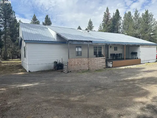 425 Benard Ln, Chemult, OR 97731