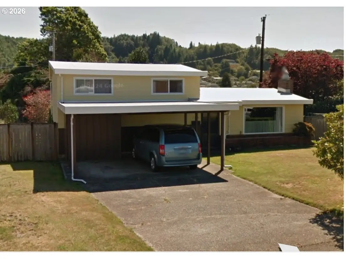 2350 High St, Reedsport, OR 97467 - #1