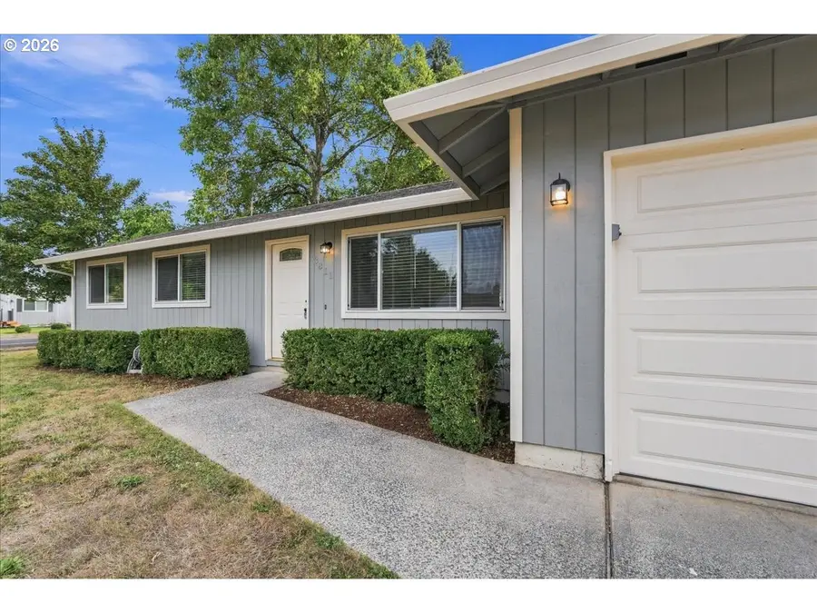 3811 NE 135th Ave, Vancouver, WA 98682 - #2