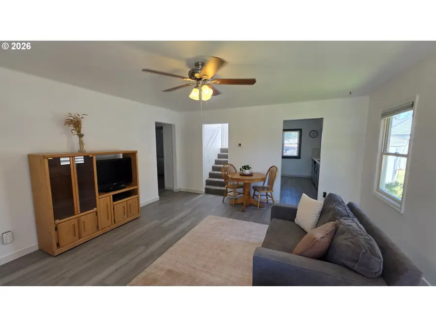 511 E Burgen St, Goldendale, WA 98620 - #2