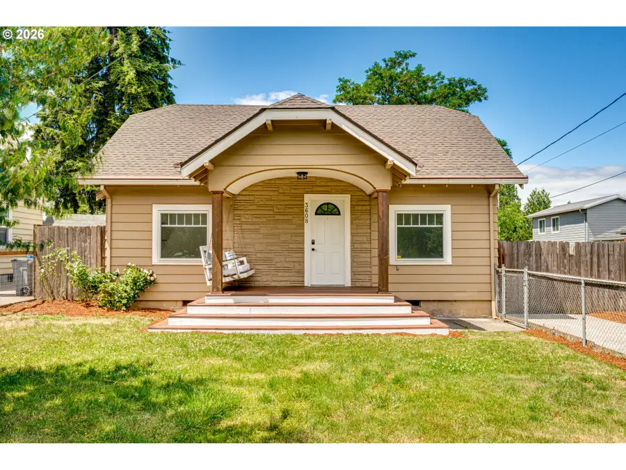3608 U St, Vancouver, WA 98663 - #2