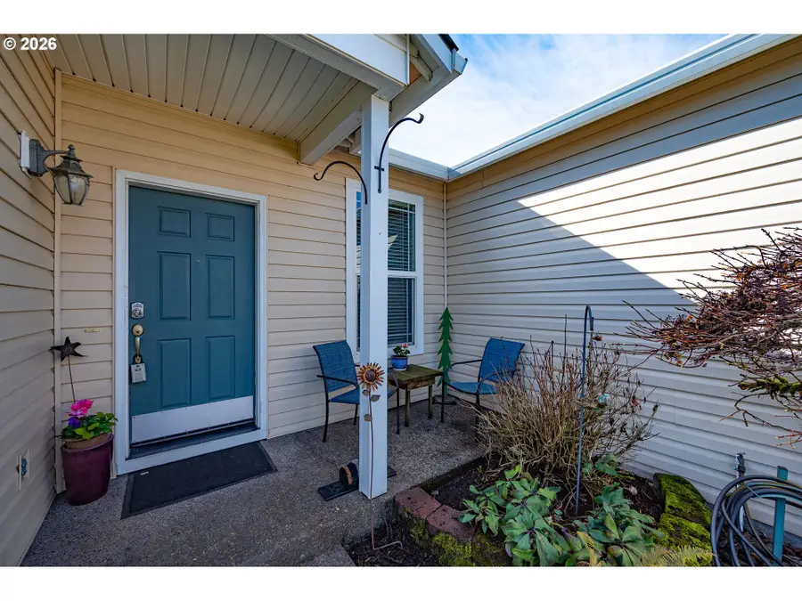 5410 Donohoe Ave, Eugene, OR 97402 - #3