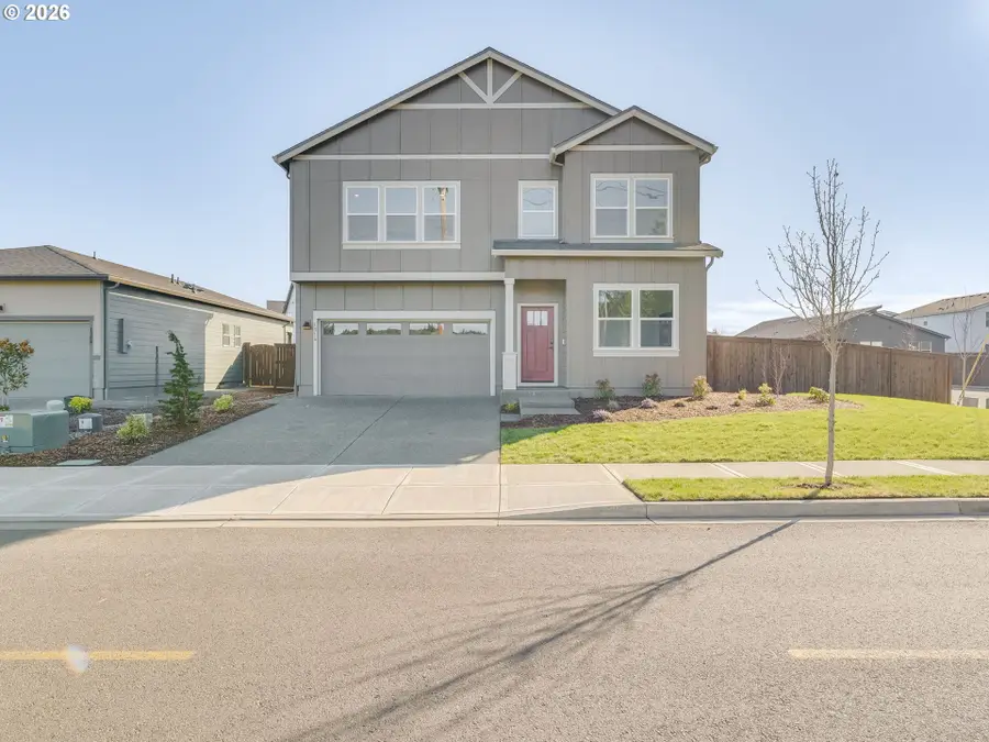 1314 W Bolen St, La Center, WA 98629 - #2