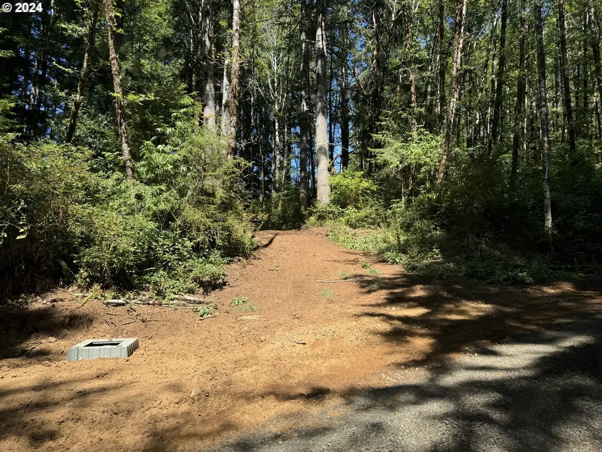 3 Hilltop Dr #1500, Lakeside, OR 97449 - #1