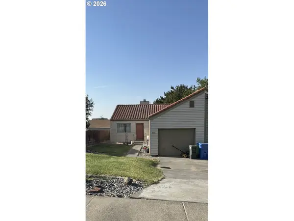 2011 SW Runnion Dr, Pendleton, OR 97801