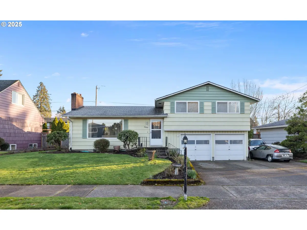 10220 SE Mill Ct, Portland, OR 97216 - #1
