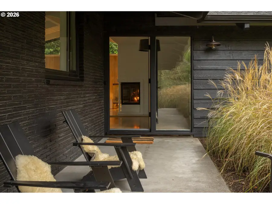 2765 SW Vista Dr, Portland, OR 97225 - #2