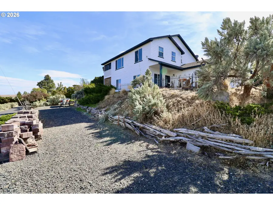 33950 Hilltop Dr, Hermiston, OR 97838 - #3