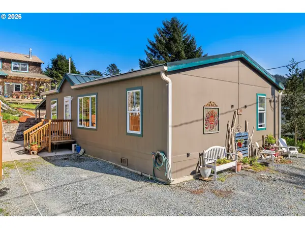 936 S Beacon St, RockawayBeach, OR 97136