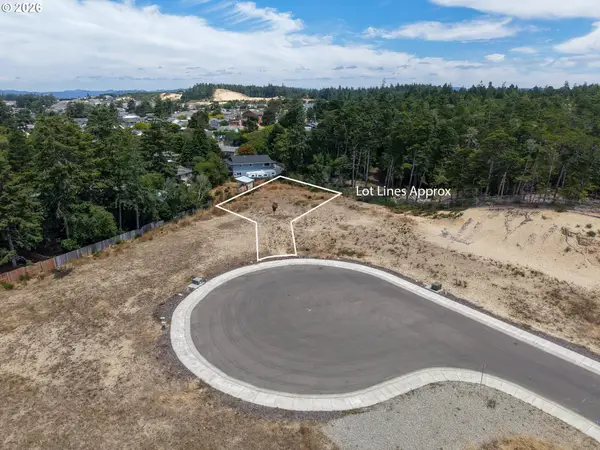 0 Park Pl, CoosBay, OR 97420