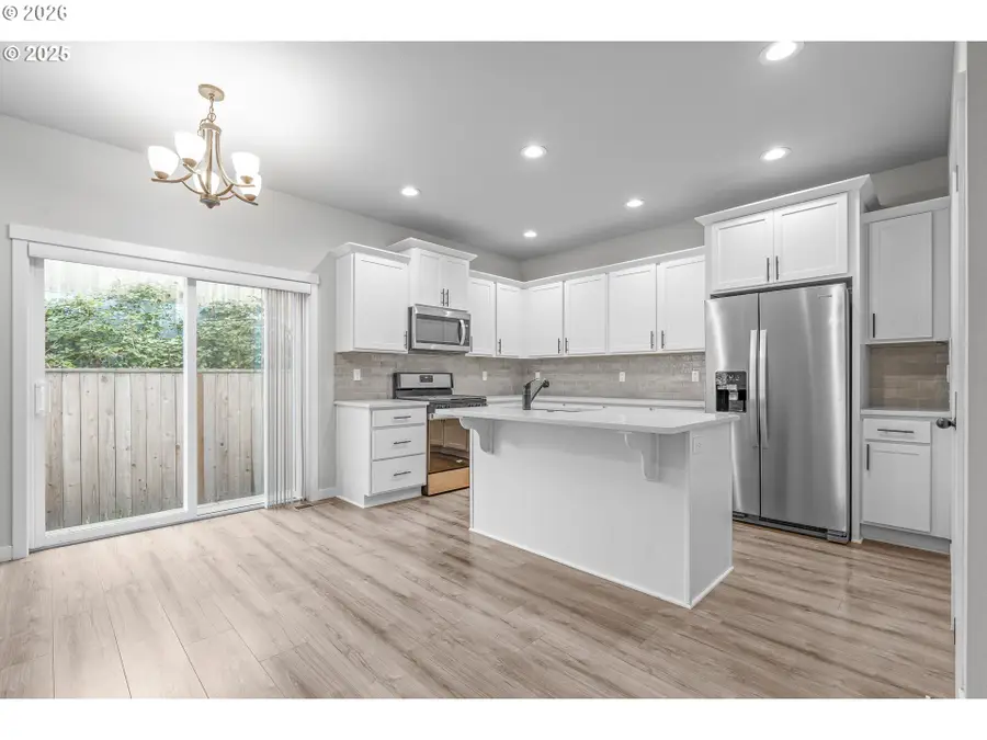 1030 S College St, Newberg, OR 97132 - #3