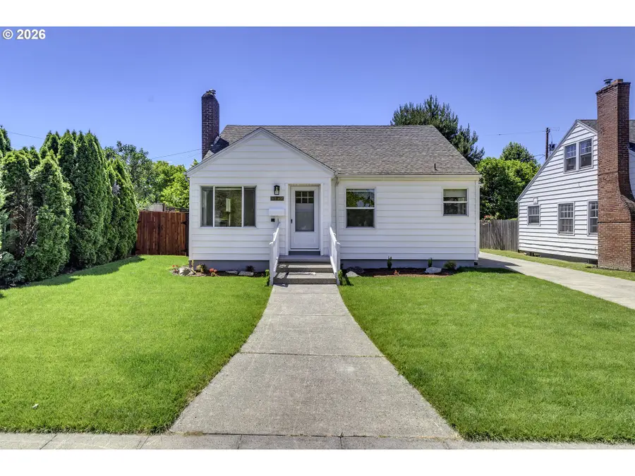4768 N Yale St, Portland, OR 97203 - #2