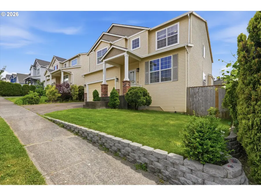 2068 SW 34th St, Gresham, OR 97080 - #2