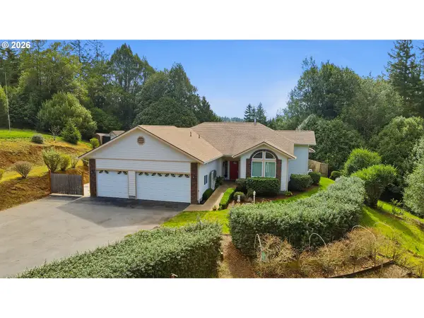 94004 Covey Ln, Coquille, OR 97423