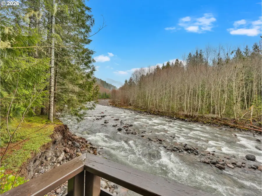 70498 E Zig Zag River Rd, Rhododendron, OR 97049 - Image #2