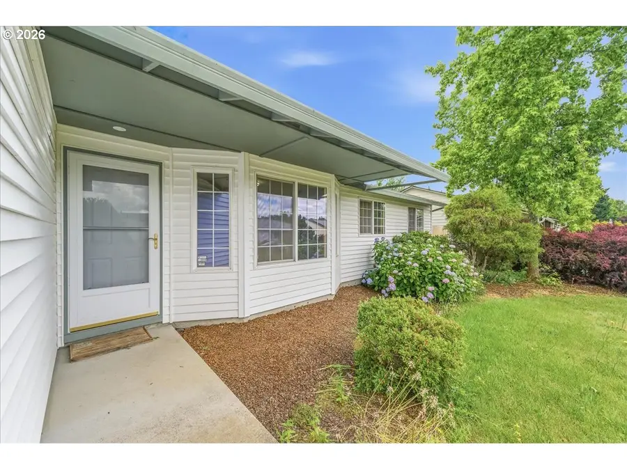 6658 SE Grace St, Hillsboro, OR 97123 - #3