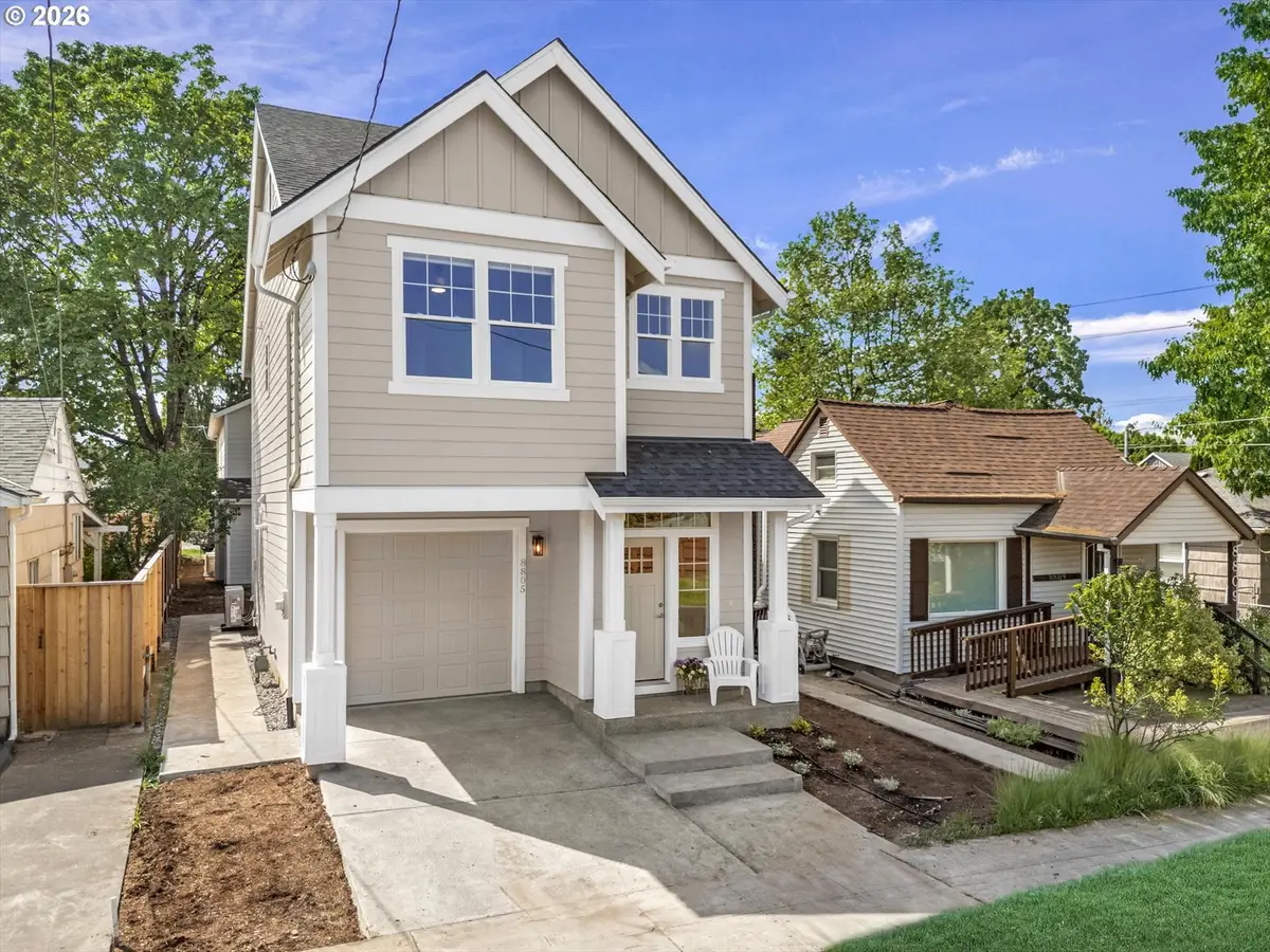 8805 N Dwight Ave, Portland, OR 97203 - #1