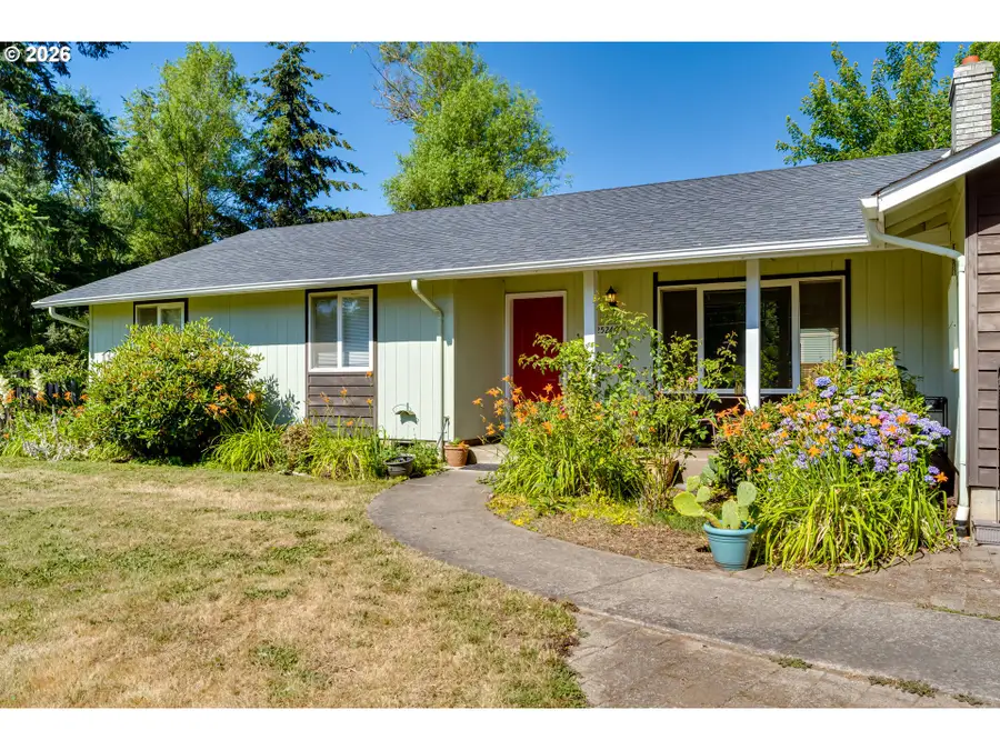 25246 E Bolton Rd, Veneta, OR 97487 - #3