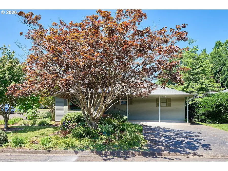 1245 SW Gilorr St, McMinnville, OR 97128 - #3