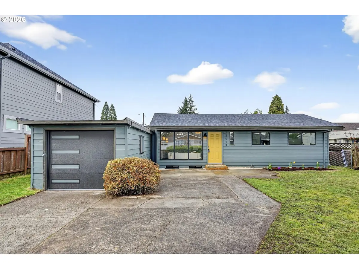12019 NE Sacramento St, Portland, OR 97220 - #1