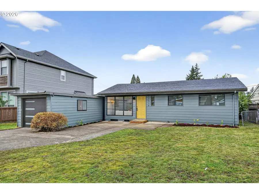 12019 NE Sacramento St, Portland, OR 97220 - #3
