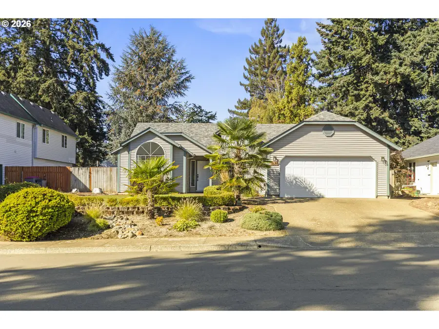 1685 SW Goucher St, McMinnville, OR 97128 - #2
