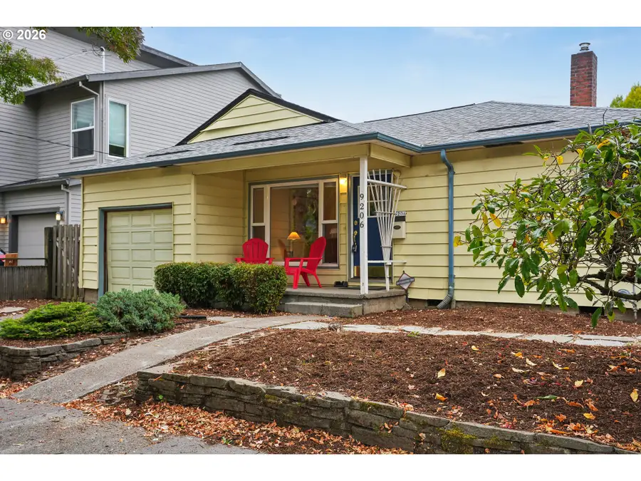 9206 N Van Houten Ave, Portland, OR 97203 - #2