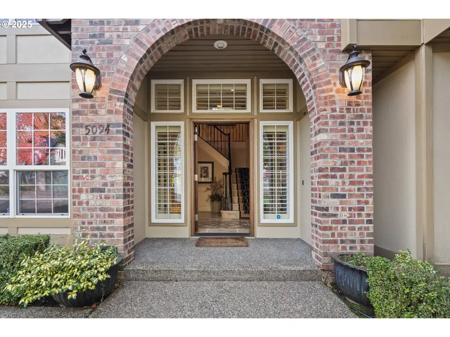 5094 Denton Dr, Lake Oswego, OR 97035 - Image #3