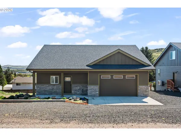 1159 W Pine St, TheDalles, OR 97058