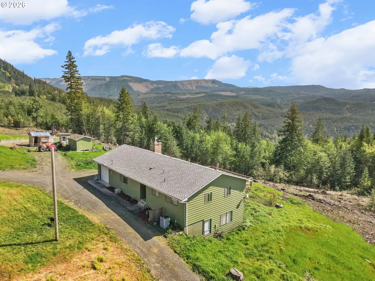 44350 Whiskey Butte Dr, Foster, OR 97386 - #1